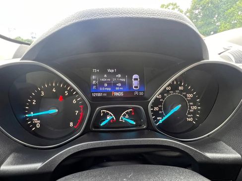 Used 2018 Ford Escape SE w/ SE Sport Appearance Package FWD image 7