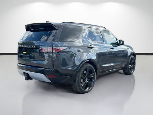 New 2026 Land Rover Discovery Limited Edition image 5