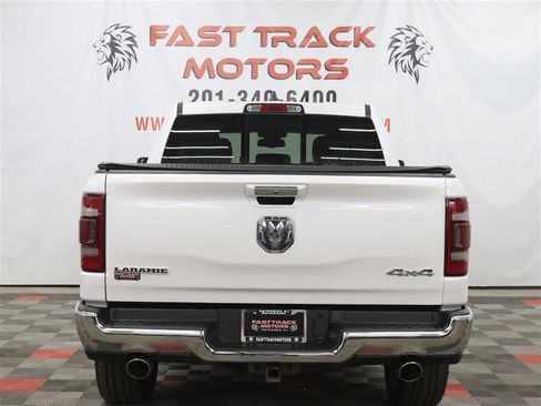Used 2019 RAM 1500 Laramie AWD/4WD image 6