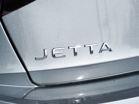 Used 2022 Volkswagen Jetta SE FWD image 46