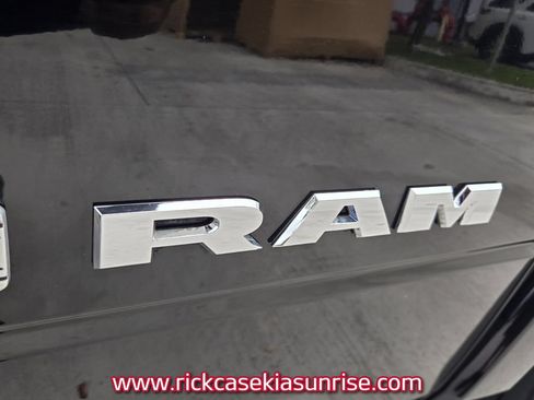 Used 2019 RAM 3500 Limited w/ Max Tow Package AWD/4WD image 15