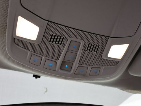 Used 2015 Ford Fusion SE FWD image 37