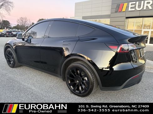 Used 2024 Tesla Model Y Long Range image 28