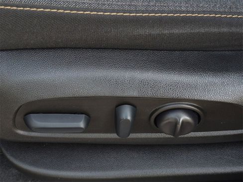 Certified 2022 Chevrolet Equinox LT image 29