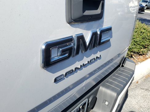 Used 2022 GMC Canyon Elevation w/ Elevation Premium Package image 6