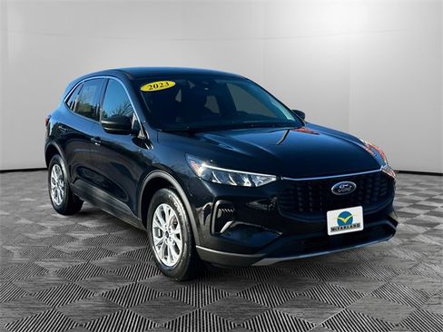Used 2023 Ford Escape Active image 7