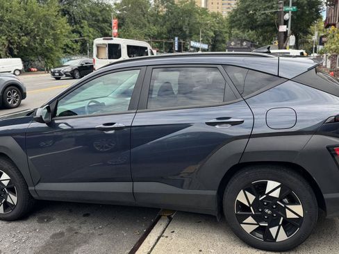 Used 2025 Hyundai Kona SEL FWD image 6