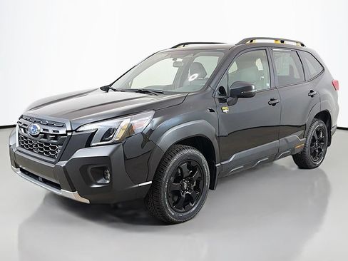 Used 2025 Subaru Forester Wilderness AWD/4WD image 9