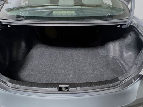 Used 2011 Toyota Corolla LE image 31