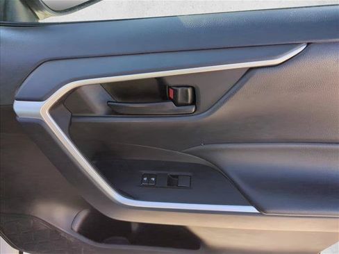 Used 2023 Toyota RAV4 LE FWD image 27