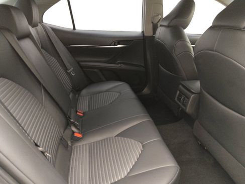 Used 2018 Toyota Camry SE w/ Audio Package image 19