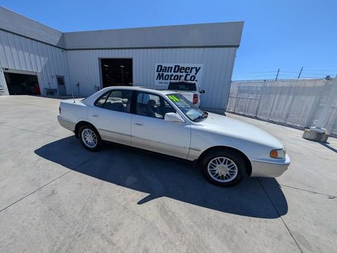 Used 1996 Toyota Camry LE FWD image 31