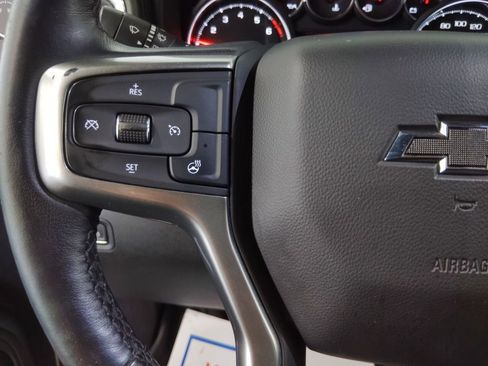 Used 2021 Chevrolet Silverado 1500 LT Trail Boss w/ Convenience Package II image 12