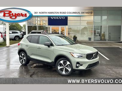 Used 2023 Volvo XC40 B5 Plus w/ Climate Package