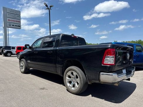 Used 2022 RAM 1500 Big Horn AWD/4WD image 3