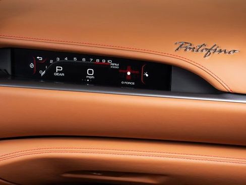 Certified 2019 Ferrari Portofino image 57