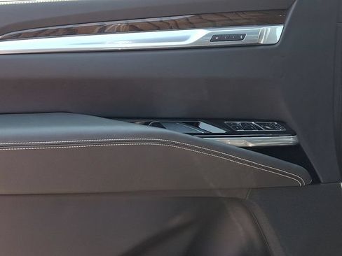 Certified 2025 Cadillac Escalade Sport Platinum AWD/4WD image 12