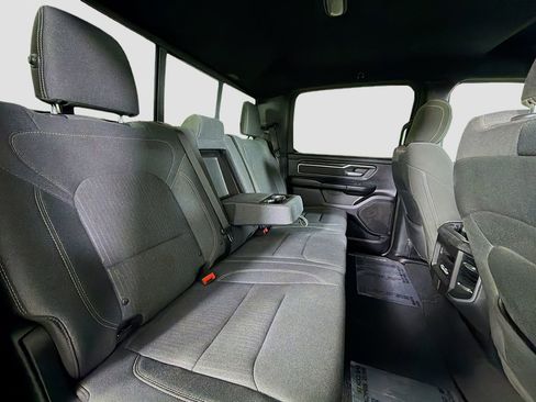 Used 2019 RAM 1500 Big Horn image 28