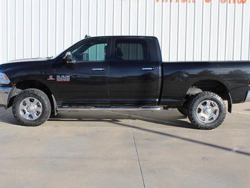 Used 2018 RAM 2500 Big Horn image 2