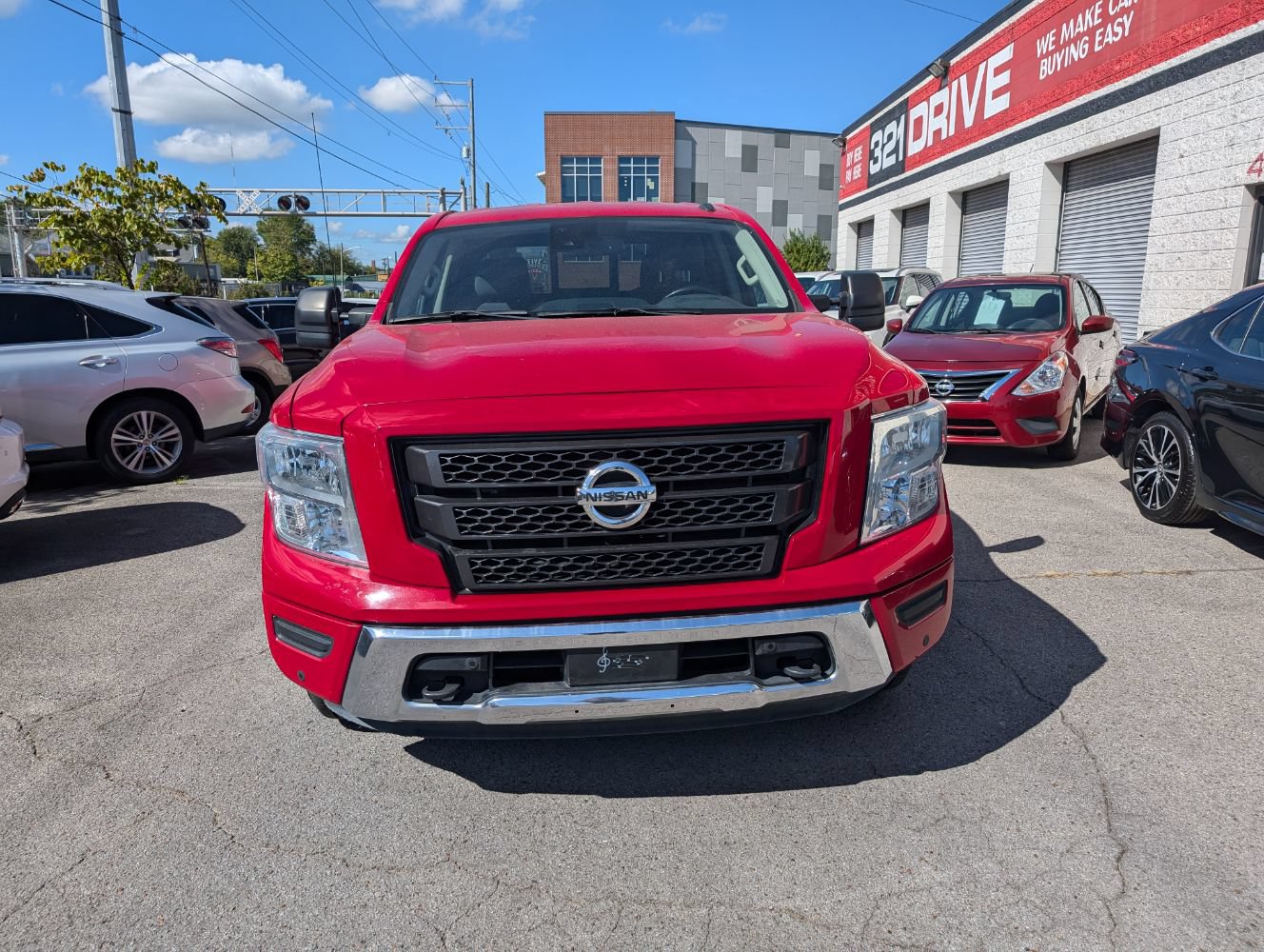 Used 2020 Nissan Titan 2WD Crew Cab image 3