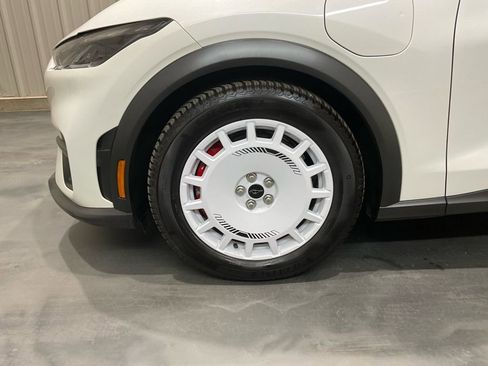 Used 2025 Ford Mustang Mach-E GT image 6