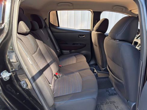 Used 2025 Nissan Leaf SV Plus FWD image 34