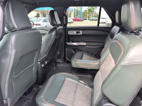 Used 2022 Ford Explorer Timberline w/ Timberline Technology Package image 32