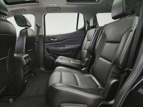 Used 2019 GMC Acadia SLT w/ GMC Pro Grade Package AWD/4WD image 25