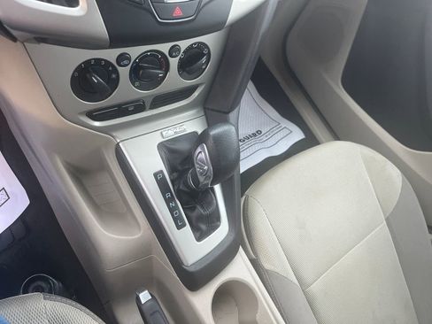 Used 2014 Ford Focus SE image 16