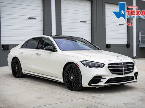 Used 2022 Mercedes-Benz S 580 4MATIC Sedan w/ AMG Line Package image 1
