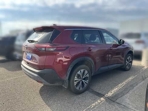 Used 2021 Nissan Rogue SV AWD/4WD image 3