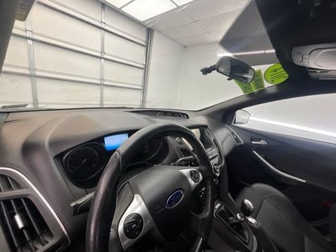 Used 2014 Ford Focus ST w/ Equipment Group 202A FWD image 12
