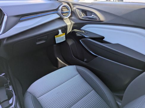 New 2026 Chevrolet Trax LT w/ LT Convenience Package image 11