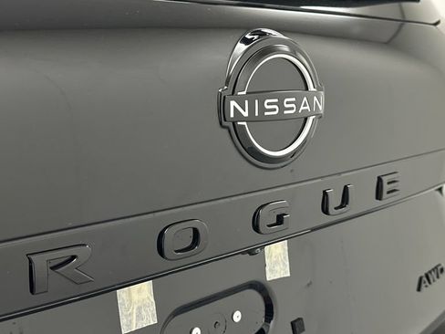 New 2026 Nissan Rogue Dark Armor AWD/4WD image 17