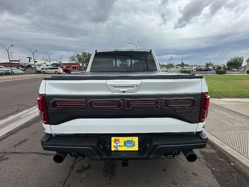 Used 2018 Ford F150 Raptor w/ Equipment Group 802A Luxury AWD/4WD image 3