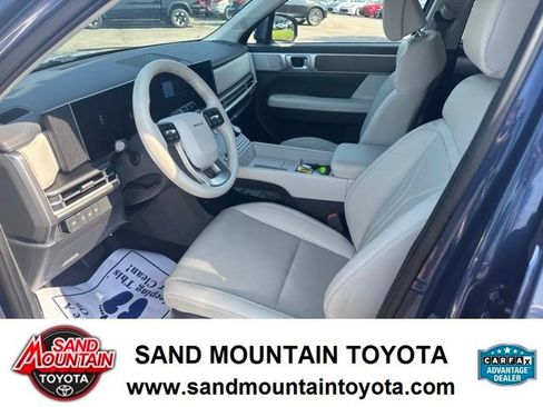 Used 2026 Hyundai Santa Fe SEL AWD/4WD image 12