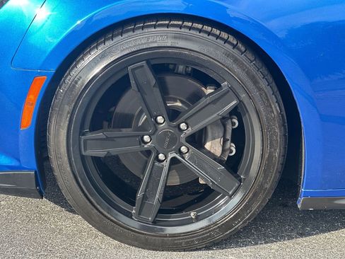 Used 2018 Chevrolet Camaro SS image 10