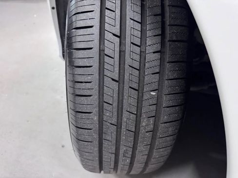 Used 2018 Honda Civic LX image 10