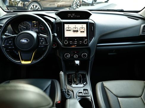 Used 2021 Subaru Crosstrek 2.5i Sport w/ Moonroof Package AWD/4WD image 25