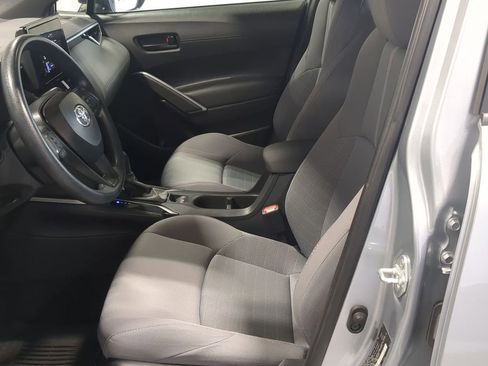 Used 2024 Toyota Corolla Cross AWD Hybrid image 16