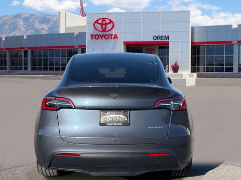 Used 2023 Tesla Model Y Long Range AWD/4WD image 4