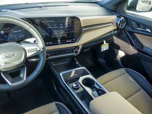 New 2026 Chevrolet Equinox ACTIV w/ Convenience Package III image 19