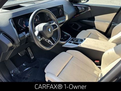 Certified 2025 BMW X3 xDrive30 AWD/4WD image 2