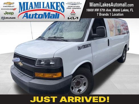 Used 2018 Chevrolet Express 2500 image 1
