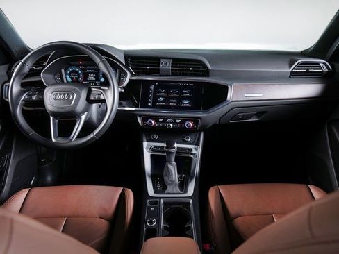 Certified 2022 Audi Q3 2.0T Premium Plus w/ Premium Plus Package image 10