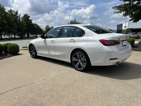 Used 2023 BMW 330i xDrive Sedan w/ Premium Package AWD/4WD image 3