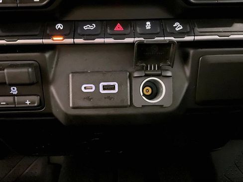 Used 2019 Chevrolet Silverado 1500 LT w/ All-Star Edition AWD/4WD image 17