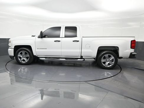 Used 2016 Chevrolet Silverado 1500 Custom w/ Custom Convenience Package RWD image 2