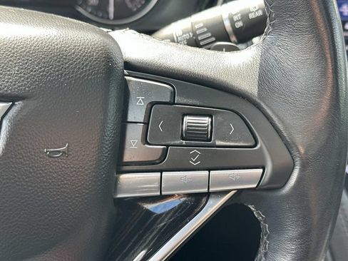 Used 2024 Cadillac XT6 Premium Luxury w/ LPO, Floor Liner Package AWD/4WD image 23