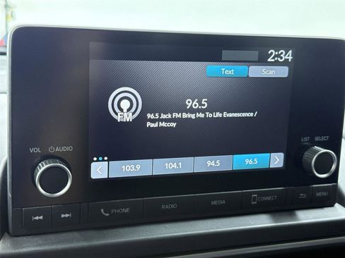 Certified 2025 Honda Pilot Sport image 26